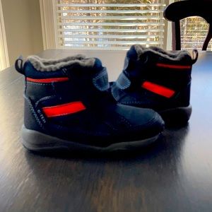 Warm toddler boots